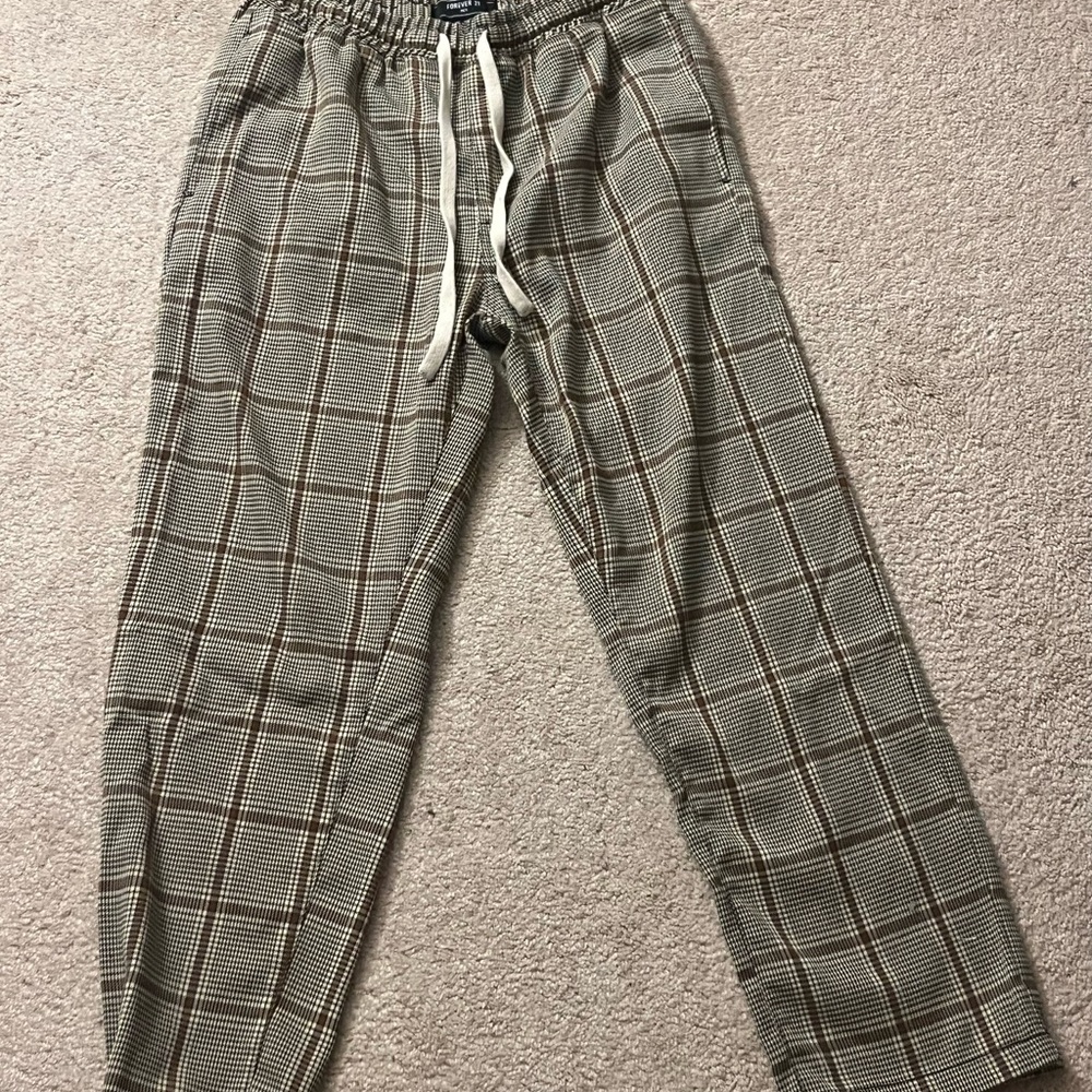 Forever 21 Men's Brown and Tan Trousers